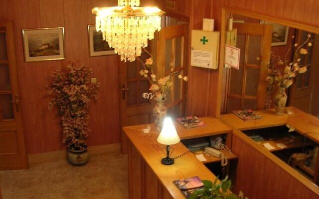 Hostal Asensio Nijar