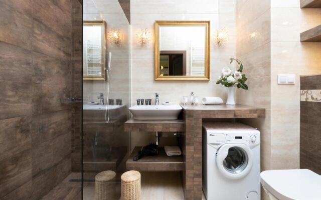 Apartments Jaglana near Old Town by Renters