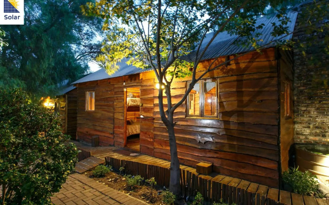 Riverside Lodge