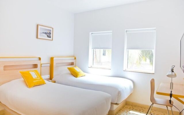 Bloomrooms @ Calangute