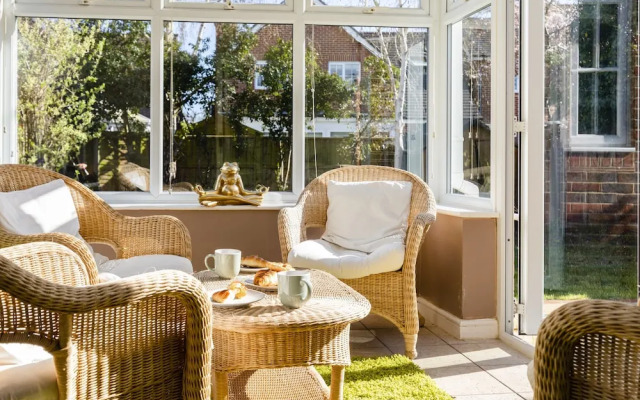 South Downs retreat house with parking