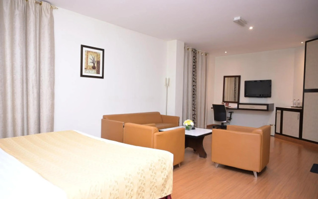 Manhattan Avenue Hotel