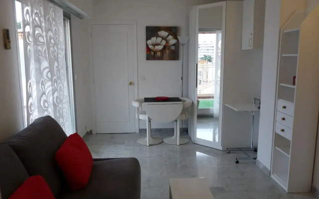 Marie Antoinette Studio