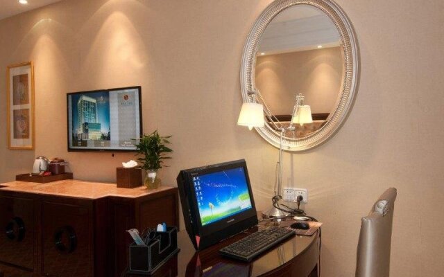 Sandia Hotel