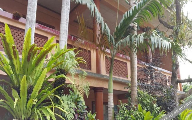 Tropical View Inn And Restaurant