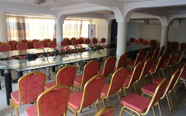 Krisview Hotel