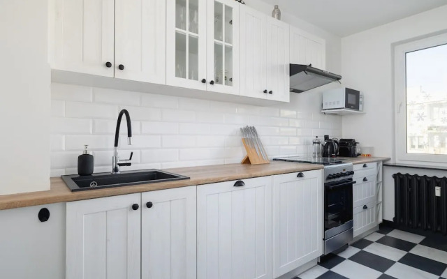 Two-bedroom Strzelców 9 by Renters