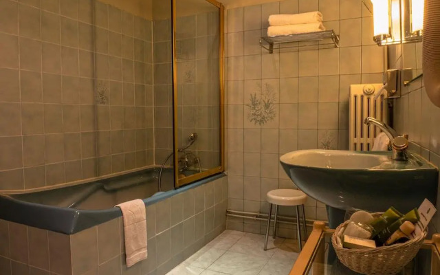 Château Des Bondons EI