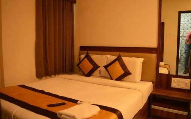 Hotel Plaza Residency