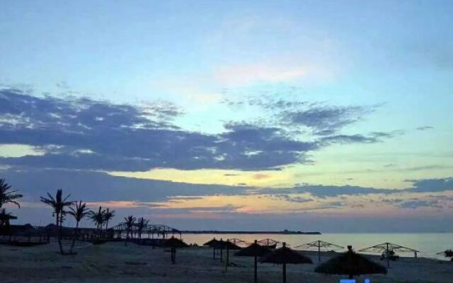 Yingkou wanke happy multi Sea View Apartment