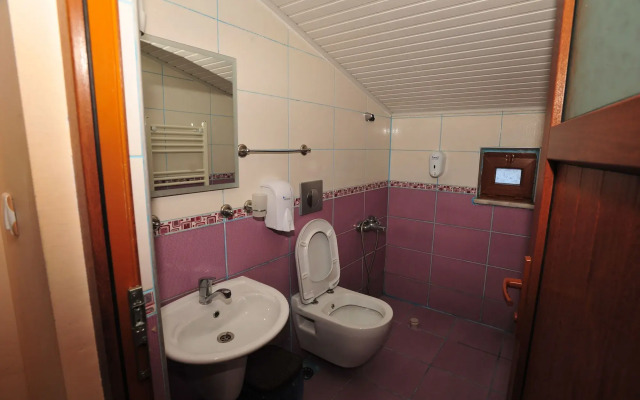 Cam Motel