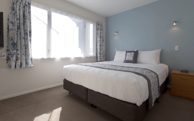 Riccarton Motor Lodge – Guest Rooms – Christchurch