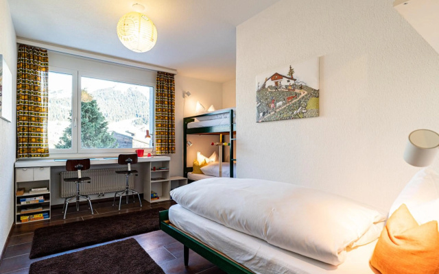 Edelweiss Casa Surmir – Guest Rooms – Flims