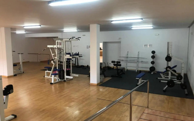 Trendy Apt. Puerto Banús (Free Parking & Pool) - RDR208