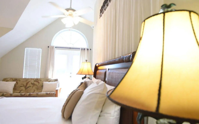 Shangri-La Boutique Bed & Breakfast