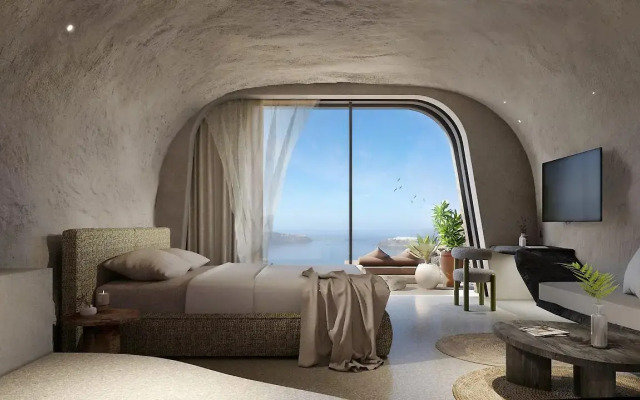 One of One Hotel