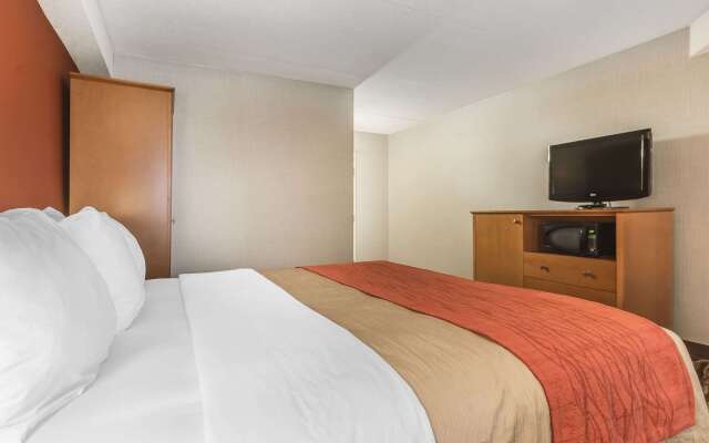 Comfort Inn Oshawa