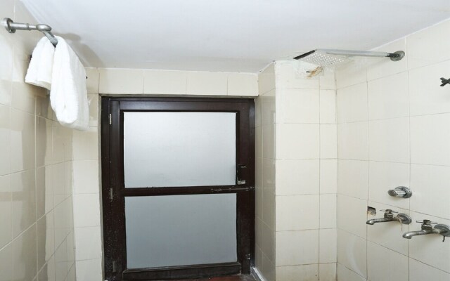 OYO 26659 Hotel Parmanand Garden