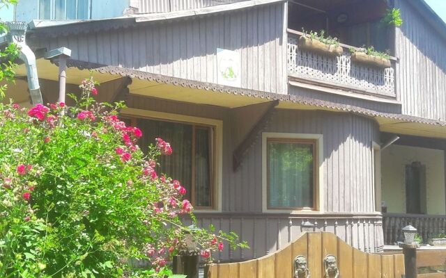 Artsiv Guesthouse
