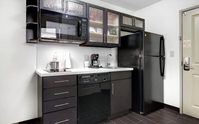 Candlewood Suites Waco by IHG