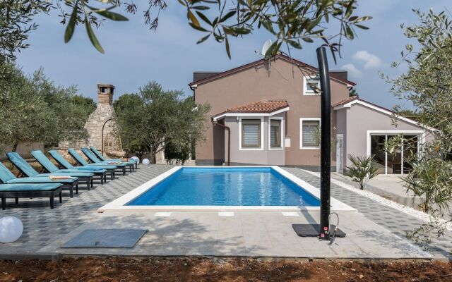 Villa Sunshine