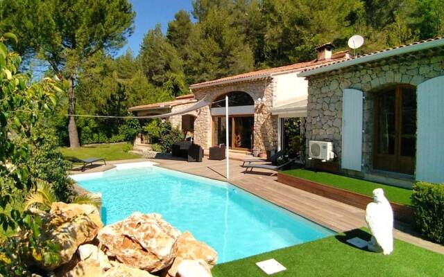 Villa With 4 Bedrooms In Puget Theniers, With Wonderful Mountain View, Private Pool And Enclosed Garden 40 Km From The Slopes