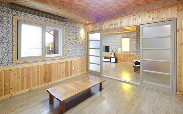 Gyeongju Pine Valley Pension