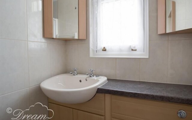 Beach View Apartment 3