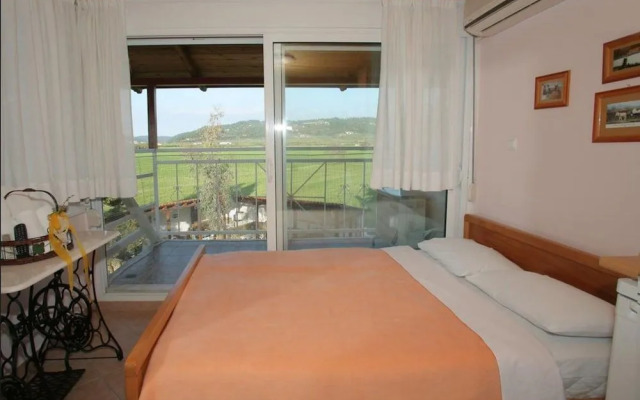 Xanthos Rooms