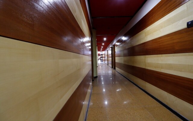 Collection O 45418 Hotel Rahul Palace