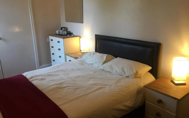 Holly Trees Hotel