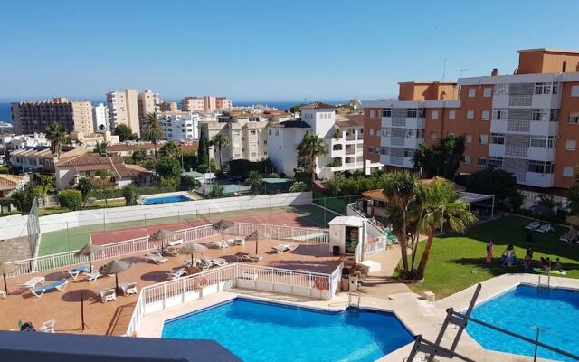 Studio in Torremolinos, With Wonderful sea View, Pool Access and Furni