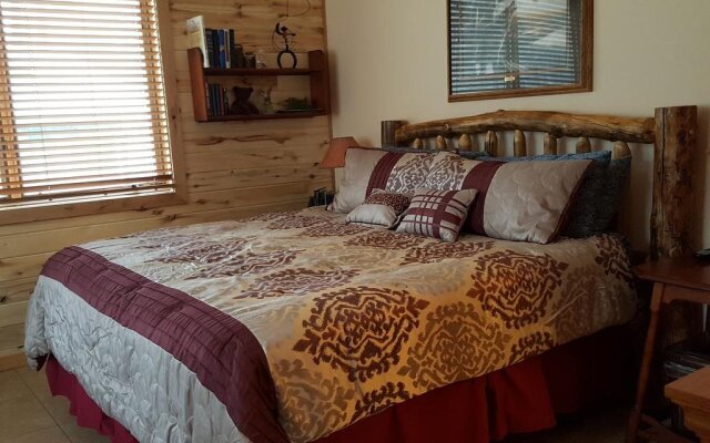 Elktrace Bed & Breakfast