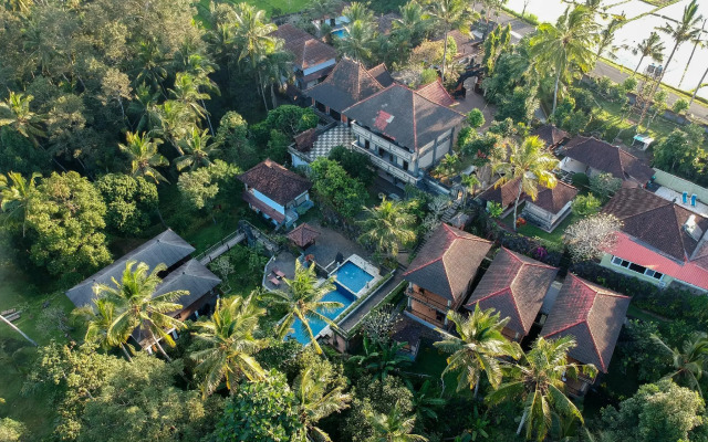 Puri Saron Hotel Madangan