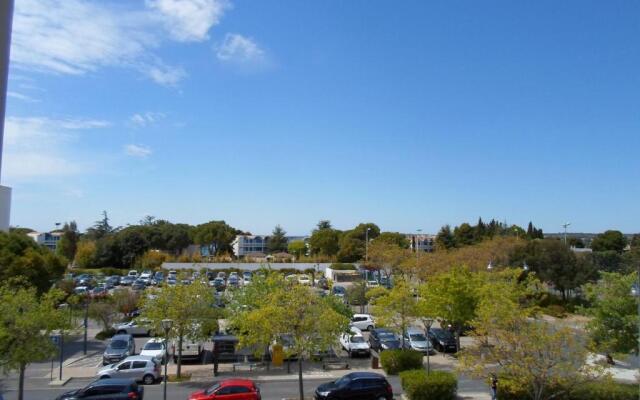 Appartement Balaruc-les-Bains, 1 pièce, 2 personnes - FR-1-503-87