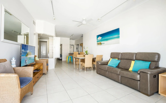 Rolling Surf Resort