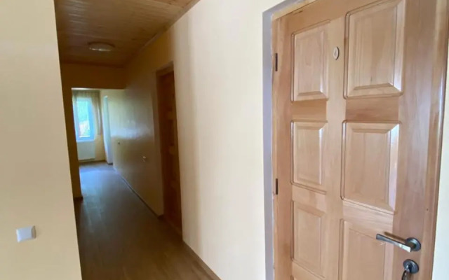 Roberi Art Guest House