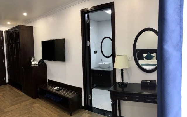 La Stella Hotel – Guest Rooms – Ha Long
