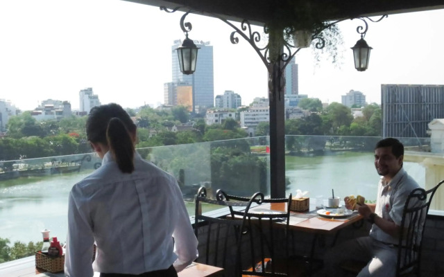 Centre Point Hanoi Hotel