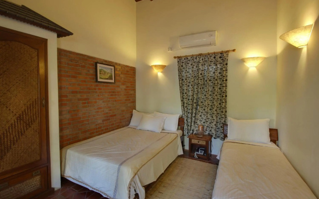 Vardan Resort n' Apartment
