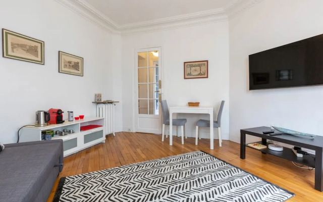 Zola Riverview Great 2 Bedroom in Paris