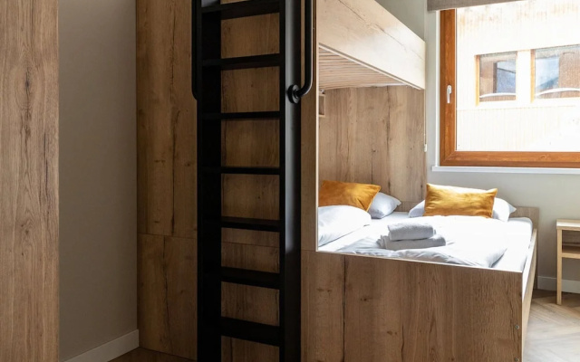 Stylish Apartment With Sauna, ski Area at 600 m