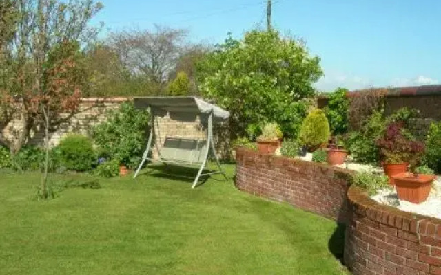 Appletree Guest House
