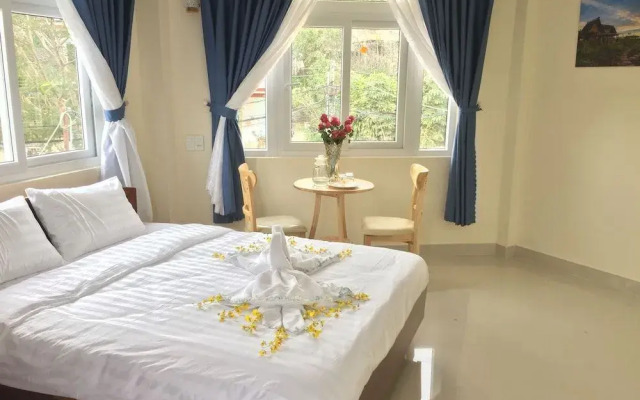 NK Dalat Hotel - Hostel