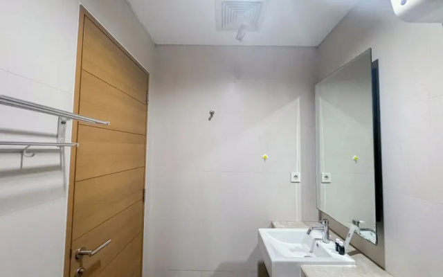 Good Location And Relaxing 1Br Apartment At Aryaduta Residence