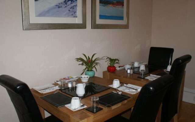 Invernevis Bed  Breakfast