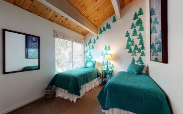 Creekside at Kingswood