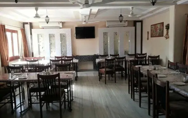 Hotel Shrinath Inn