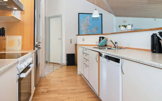 8 Person Holiday Home in Hemmet