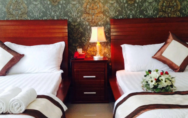 Queen Garden Hotel